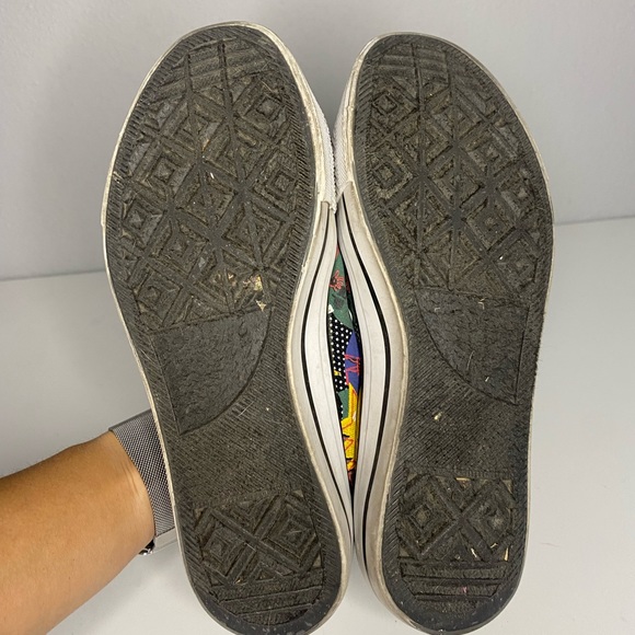 Twisted Women’s Converse shoes size 6.5 - Picture 5 of 6